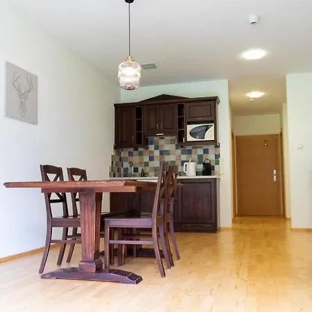 International House Mit Blick Auf Berge Zw 8 Appartamento