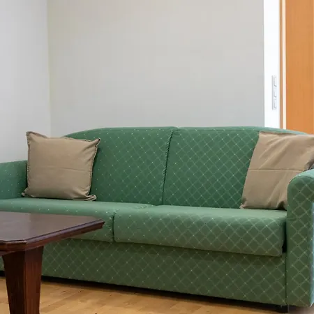 International House Mit Blick Auf Berge Zw 8 Lägenhet *