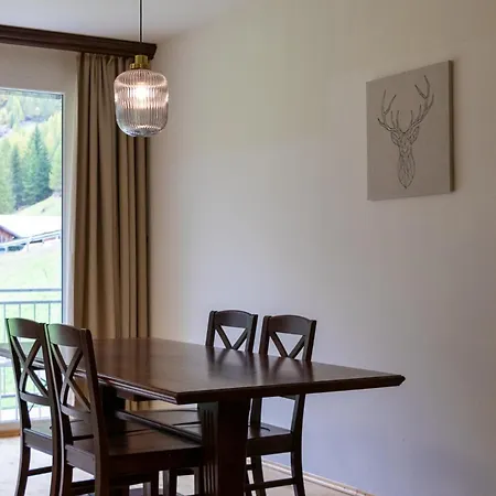 International House Mit Blick Auf Berge Zw 8 Διαμέρισμα